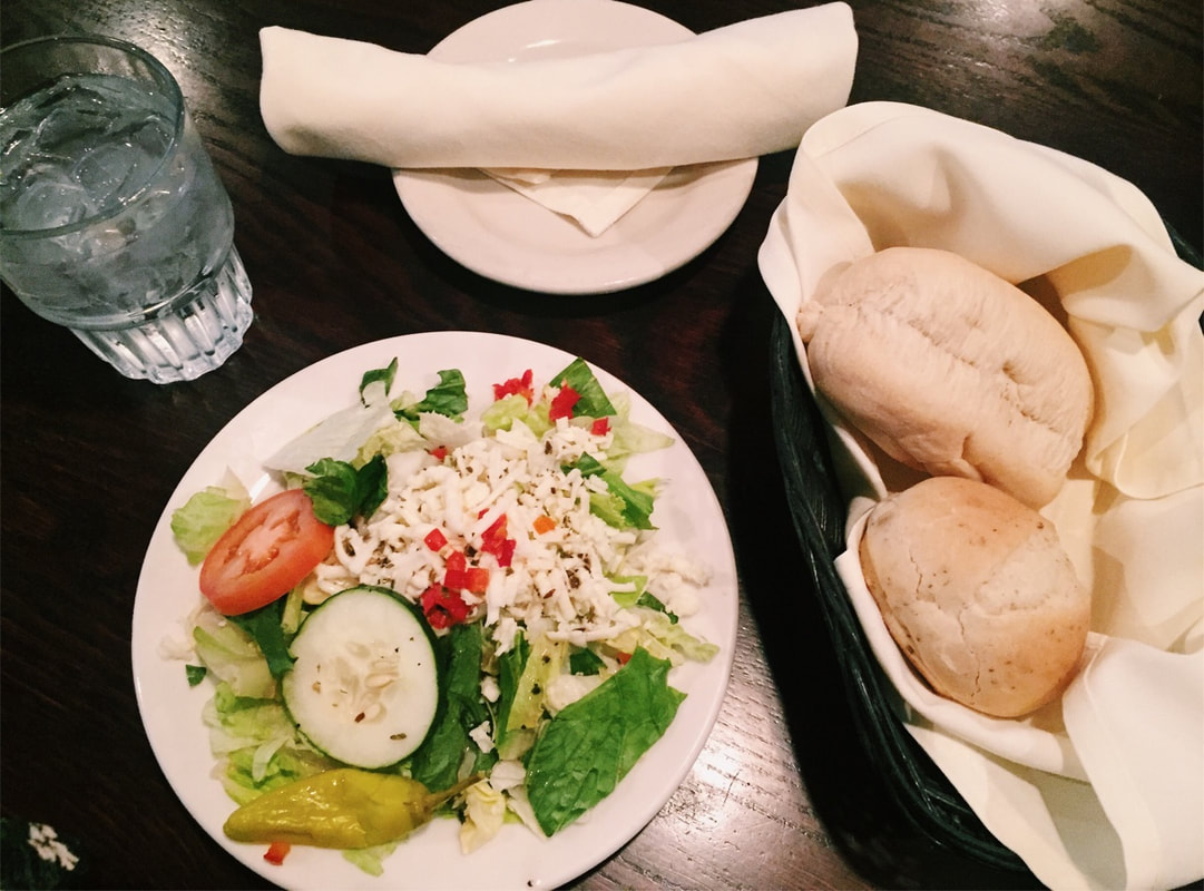 Bread and salad at Vicenzos